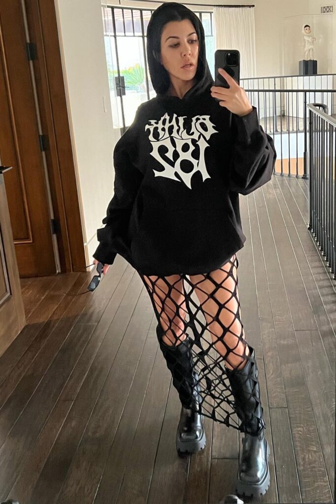 Oversized Blink-182 Hoodie & Net Skirt