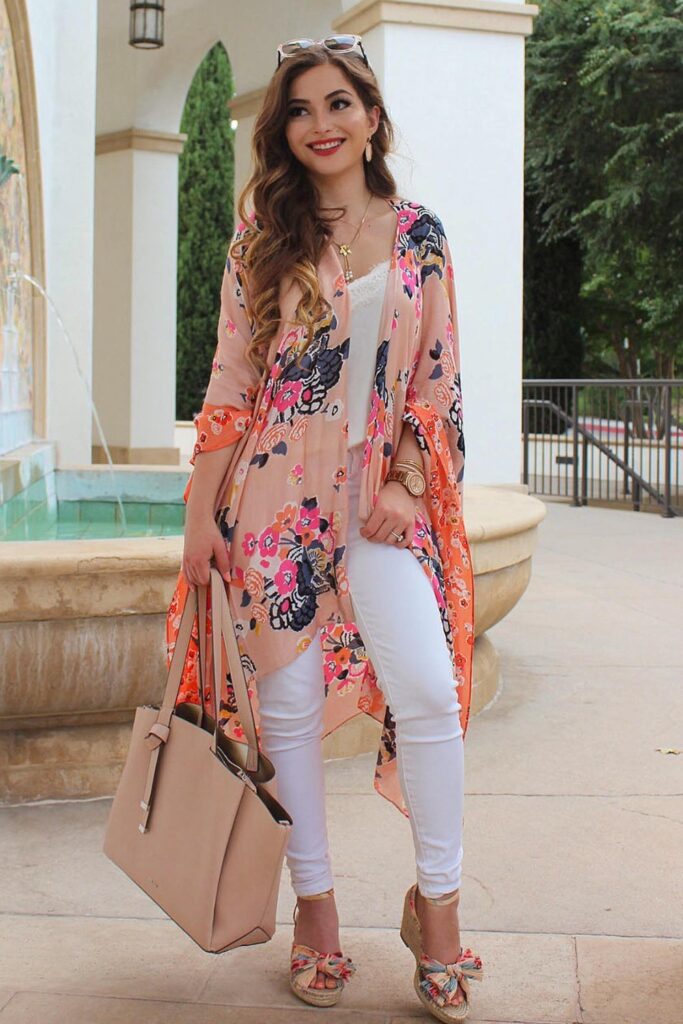 Casual Summer Outfits: Floral Kimono Jacket + White Jeans