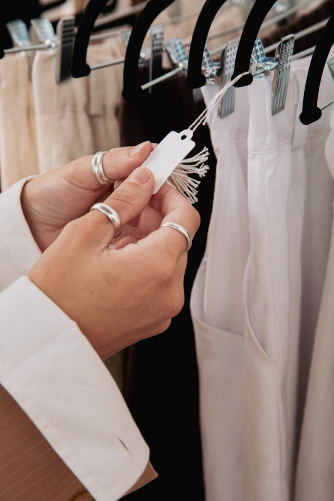 Conquer Online Clothing Shopping: Learn to Identify Quality Materials