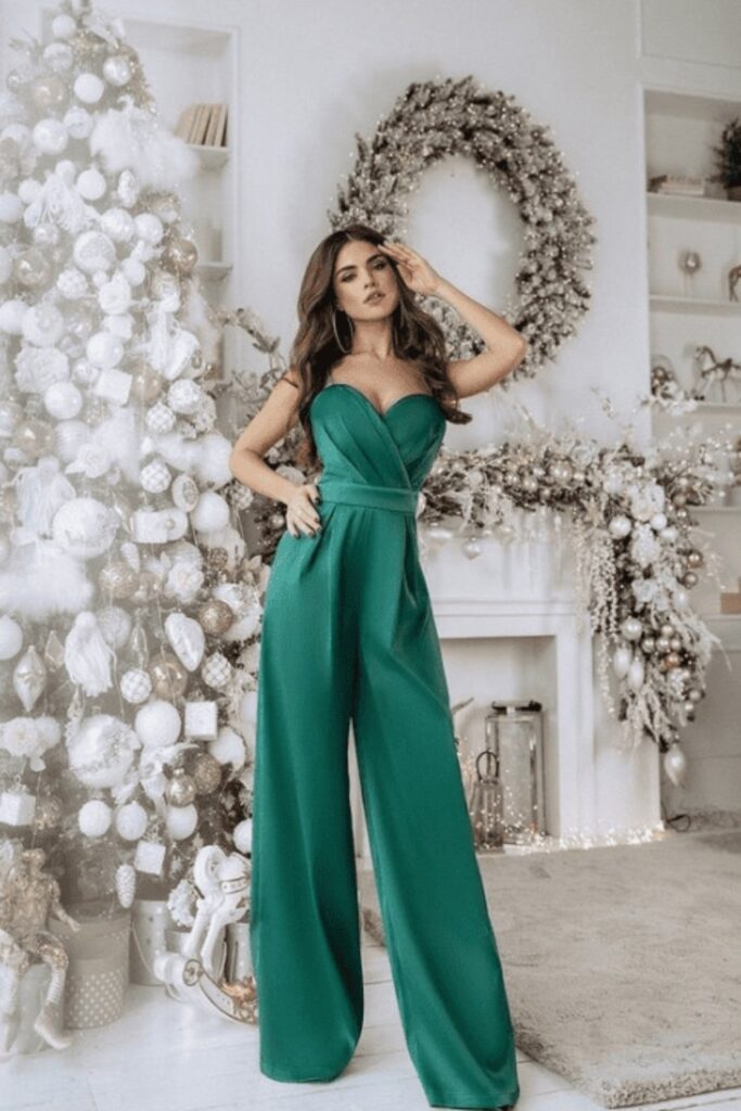 What to Wear in Las Vegas:  Green Jumpsuit