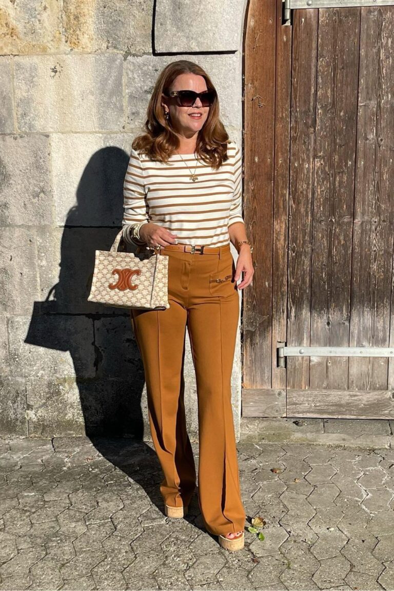 20 Stylish Outfits to Wear with Brown Pants That’ll Make You Look ...