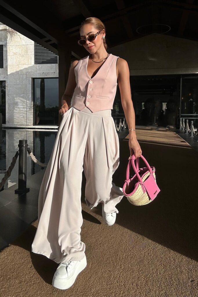 Palazzo Pants Outfit: Pretty in Pastel