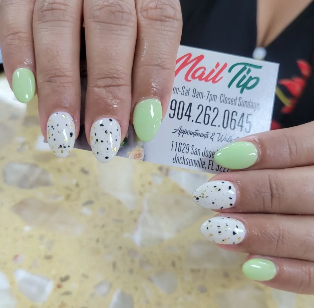 Black Speckled Contrast